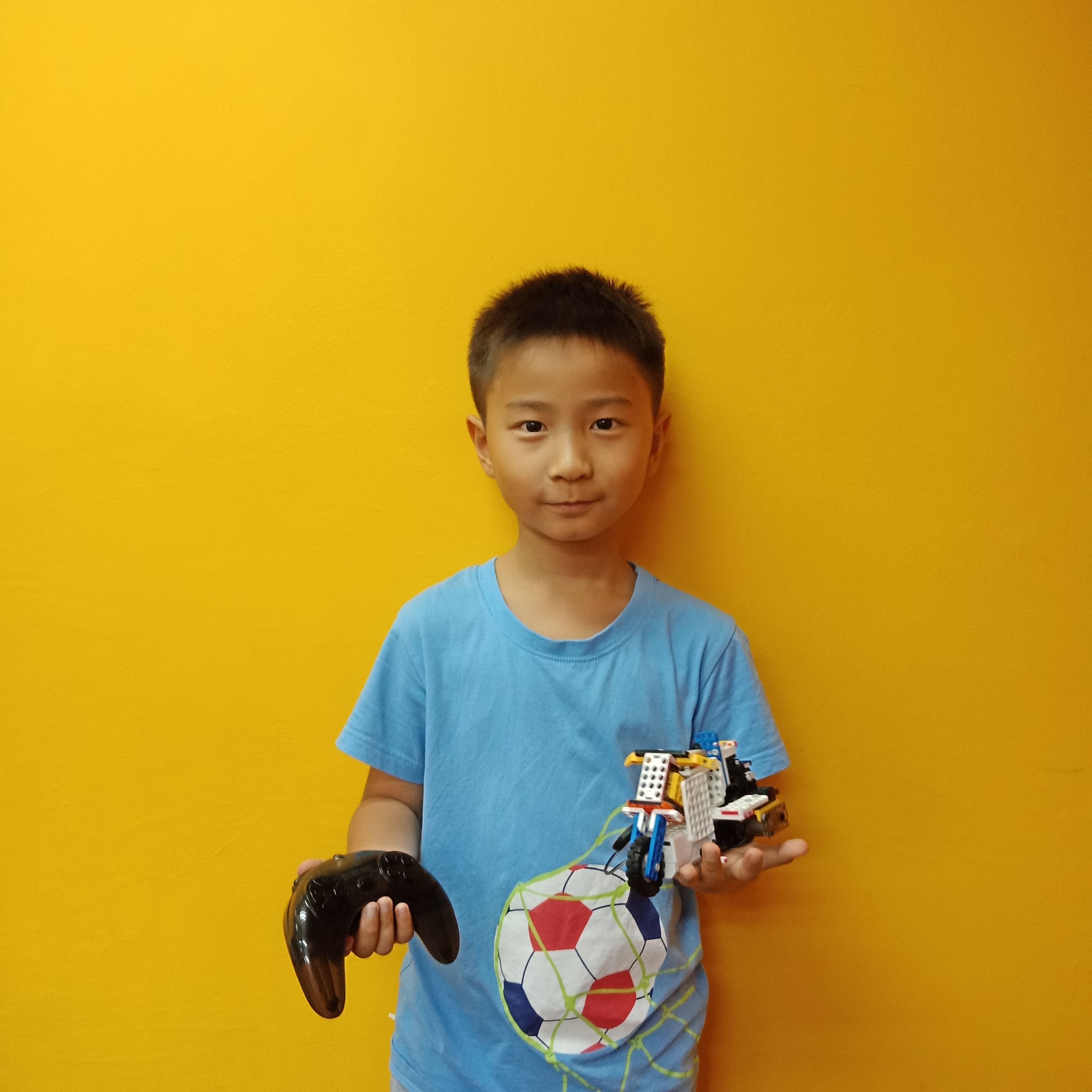 Dream World Robotics Students Lim Kay Heng