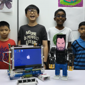 Dream World Robotics-Steve Jobs & Mac Project